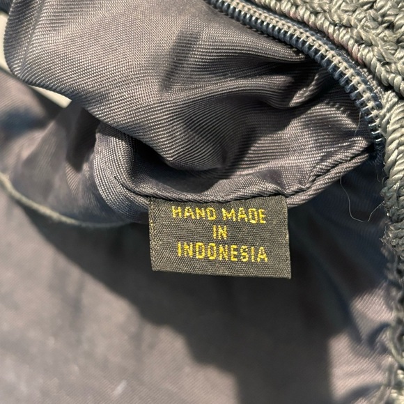 THE SAK Lined Crochet Flap Small Crossbody Bag - Picture 6 of 10